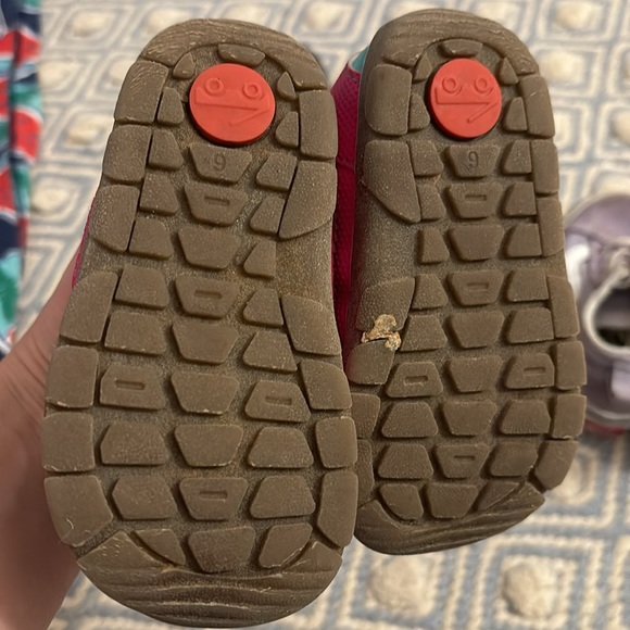 See Kai Run shoes for active little girls - Picture 3 of 4